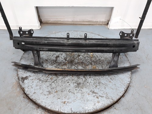 3c0807109b front bumper - 3c0807109b,